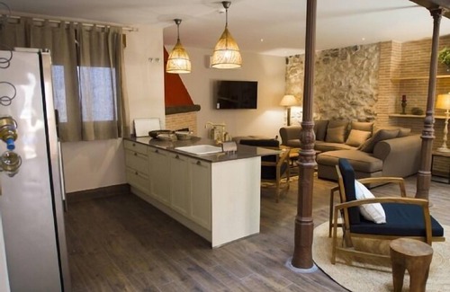Valdelaguna Villa | Rural house Valley of the lagoon for 27 people