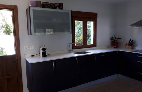 Igorre Cottage | Rural house with garden and terrace between two natural parks.