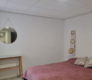 Cortes de Pallas Apartment | Rural studio