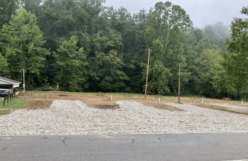 Rush RV Rental | Rush Creek Camp, Lot # 01