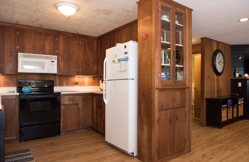 Wolfeboro Cottage | Rust Pond, Wolfeboro NH, Beautiful, Quiet Lakefront Chalet, "Campbellot"
