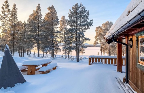 Soemaadalen House | Rustic and cozy cottage in Elgå by lake Femund.