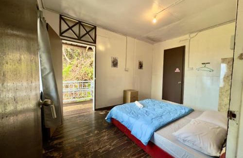Kinabalu Park Hotel | Rustic B&B
