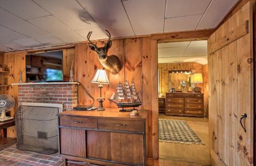 Great Barrington House | Rustic Berkshires Cottage at Lake Buel with Kayaks!