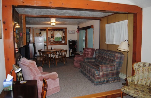 Ocean Bluff-Brant Rock Cottage | Rustic Bungalow Beach Cottage at Rexhame Beach
