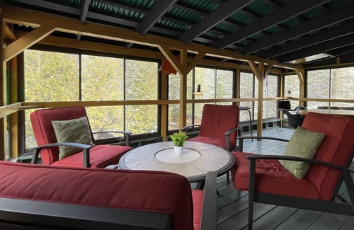Saint-Faustin-Lac-Carre Cabin | Rustic log cabin with fireplace.