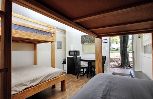 Mingoville Cabin | Rustic Cabin 27 w/4 Beds