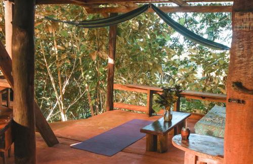 Pavones Apartment | Rustic Cabin in Pavones surf brake