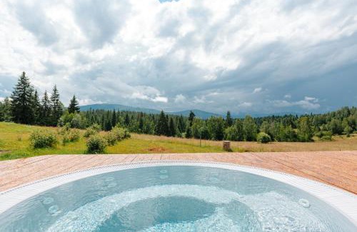 Calatele Ski Chalet | Rustic Chalet