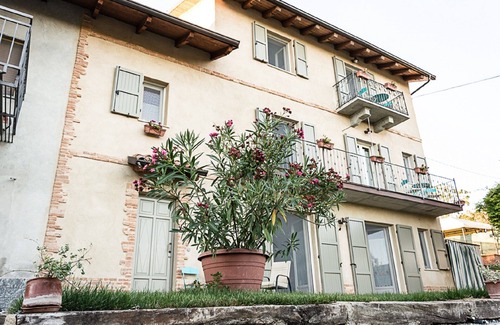 Camerano House | Rustic cottage with jacuzzi and swimming pool, in the green Monferrato of Asti