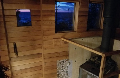 Fennville Cottage | Rustic Cottage on Lake Michigan: Awesome Beaches and Sunsets