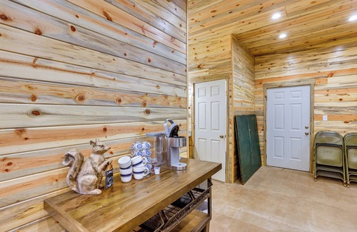 Dolores House | Rustic Dolores Home w/River Access: Hunt & Fish!