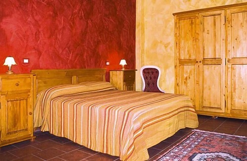 Rovittello House | Rustic holiday home with pool in Castiglione di Sicilia