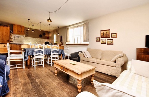 Ennal House | Rustic holiday home in Halleux