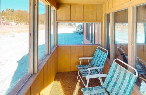 Cripple Creek House | Rustic home with mountain views, wood-burning stove, basketball court, & patio