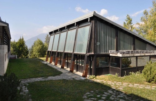 Sauze d'Oulx House | Rustic in the Chapelle complex