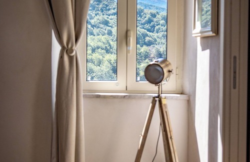 San Gregorio da Sassola Apartment | "Rustic Rome Retreat: Countryside Charm & Weekend Getaway"