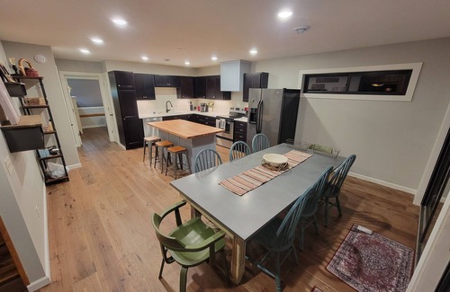 Longville Cabin | Rustic Log Cabin/Modern Addition - Pontoon, Bunk House, Hot Tub - Woman Chain