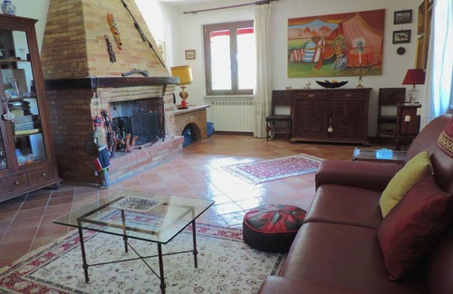 Quartaccio House | Rustic Pool Villa in Roman Countryside