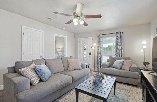 McKinney House | Rustic Retreat with Historic Charm 3 Bedrooms