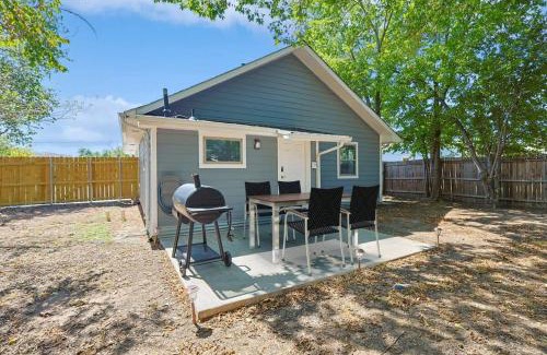 McKinney House | Rustic Retreat with Historic Charm 3 Bedrooms