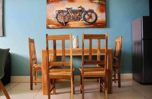 Windhoek Central Apartment | Rustic Ruby Central@ 77 Independence