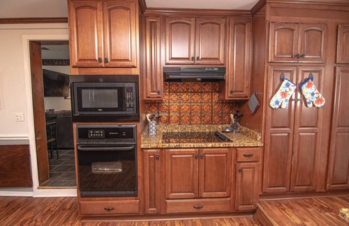 Lake Whitney House | Rustic Star Ranch at Lake Whitney | Cove Access, Private Pool, Pet-Friendly