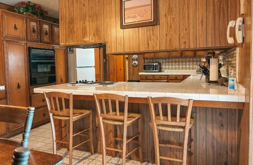 San Isidro Cabin | Rustic Texas Retreat: Ranch style Home Los Ebanitos Ranch