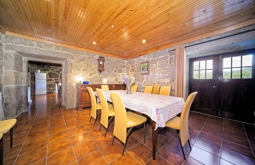 Povoa de Lanhoso Villa | Rustic villa with pool in Póvoa de Lanhoso!