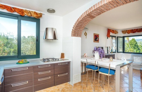 Cala Liberotto Villa | Rustic Villa with Wi-Fi, Air Conditioning and Beautiful Garden