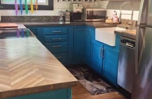 Lake Desolation House | Rustica Retreats Cottage