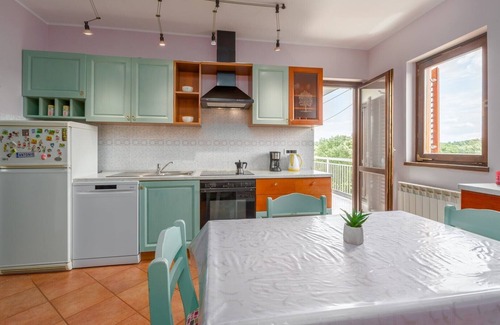 Vrsar Apartment | Rustical Apartment Dora with balcony and private parking