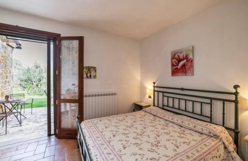 Castel San Gimignano House | Rustico Cavernoso by Interhome