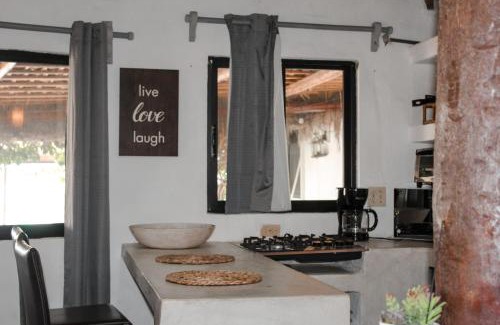 San Jose del Cabo House | RUSTICO LOUNGE-Property in front of the beach