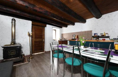 Corippo Ski Chalet | Rustico sul fiume Verzasca