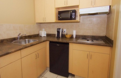Fort McMurray Hotel | Rusty's BCMInns Fort McMurray