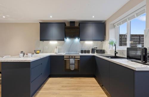 Newark upon Trent House | Ruth's House With Parking