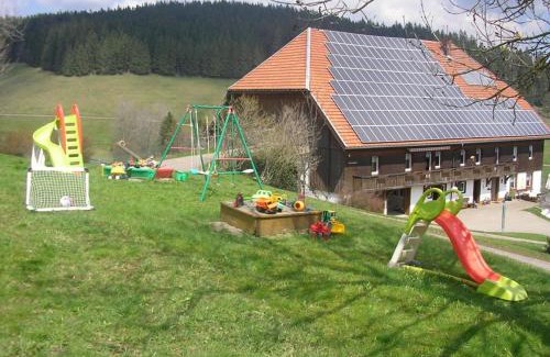Breitnau House | Rutscherhof Comfortable holiday residence