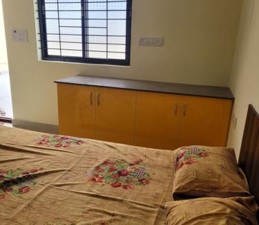 Krishnarajapura House | RV backpackers