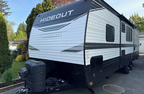 Delta House | RV for rent- you get the campsite!