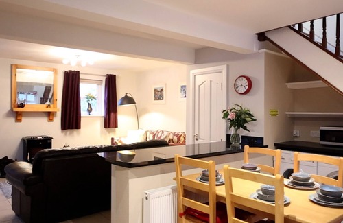 Roundstone House | Ryans Roundstone Retreats Abbys cottagen