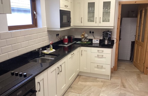 Roundstone House | Ryans Roundstone Retreats Old bakery (3 bedrooms)