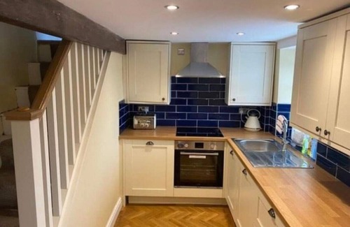 Sowerby Bridge Cottage | Ryburn View Cottage set in the picturesque Ryburn and Calder valley.n
