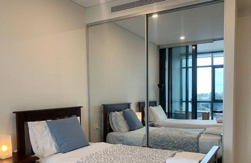 Ryde Apartment | Ryde · In the Middle of Sydney with Beautiful River View