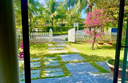 Duong To Villa | Ryder Villa 02 - 4BR LONG BEACH SEA-SWIMMING POOL