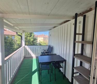 Lindesberg Apartment | Rymlig 90 kvm lägenhet i hjärtat av Lindesberg