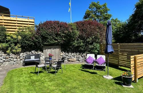 Stenungsund Apartment | Rymlig lägenhet i Stenungsund