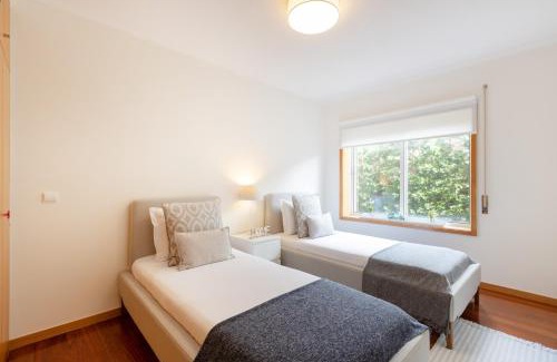 Sao Felix Da Marinha Apartment | São Félix Seaside Oasis