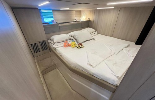 Mambucaba Boat Rental | Sédna 54