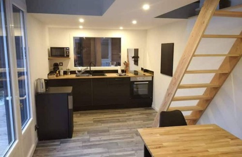 Balbigny Apartment | Séjour en Amoureux Avec Jacuzzi + Sauna